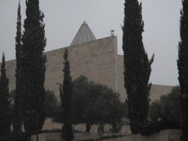 The ruling establishes in legal precedent the High Court&rsquo;s contention that it has, in limited circumstances, the right to annul Basic Laws, despite these being the basis of authority for all state institutions, including the court...