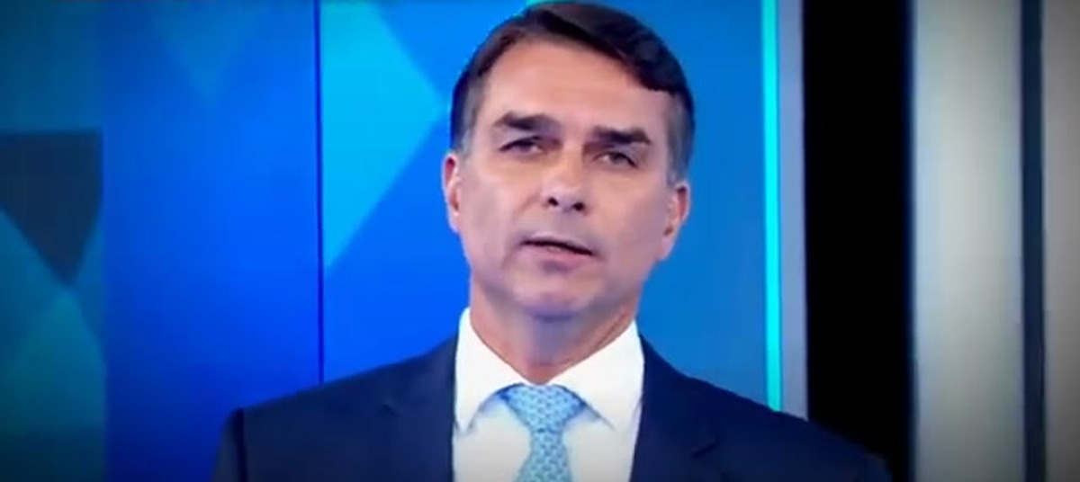 Fl&aacute;vio Bolsonaro at the Globo presidential debate